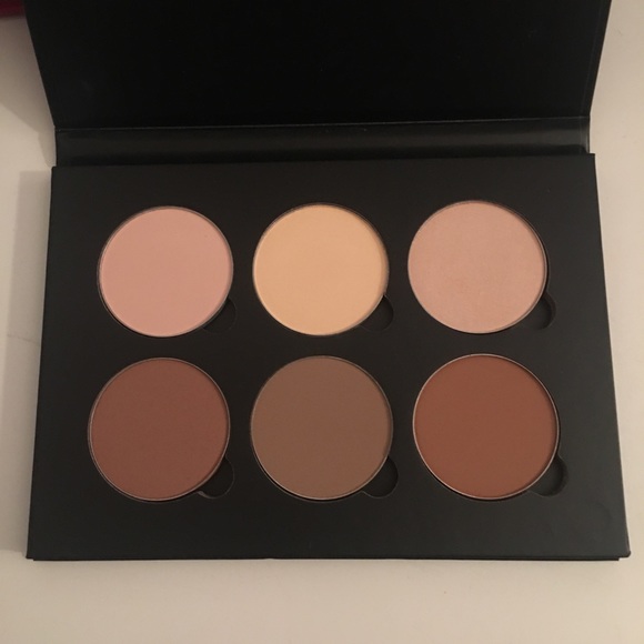 Anastasia Beverly Hills Contour Kit - Picture 2 of 2
